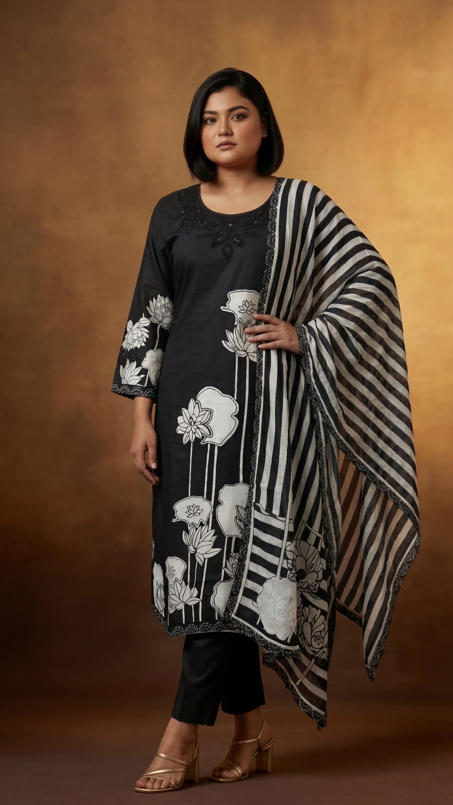 Monochrome Lotus Three-Piece Set