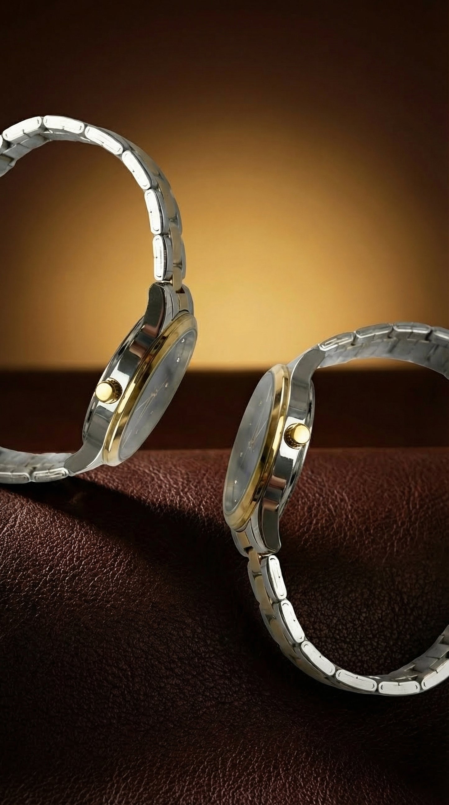 CURREN Two-Tone Slim Quartz Watch