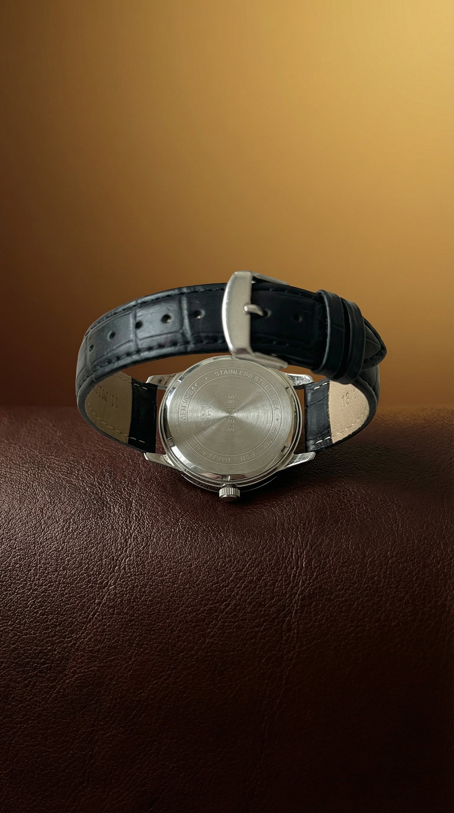 KALBORK Classic Day-Date Quartz Leather Watch
